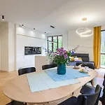 Golden Hour, 2 Bedroom, With Underground Parking
