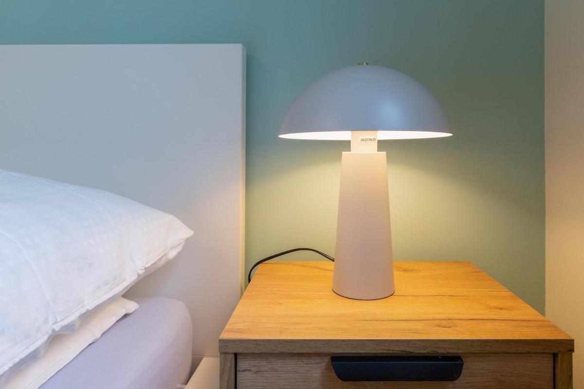 Golden Hour, 2 Bedroom, With Underground Parking * Krakau