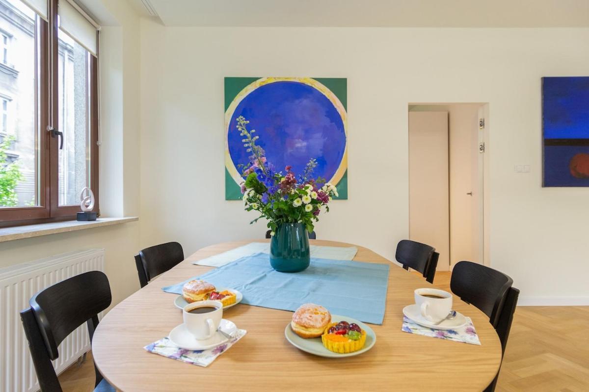 Golden Hour, 2 Bedroom, With Underground Parking Apartment Krakau