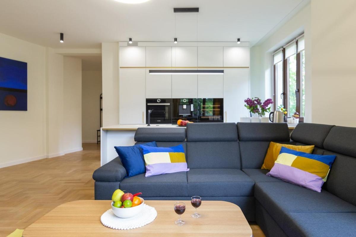 Apartment Golden Hour, 2 Bedroom, With Underground Parking Krakau